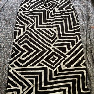 Lined maxi skirt to die for!